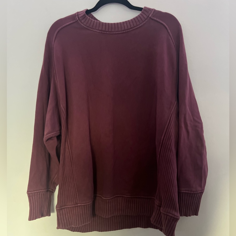 aerie Men's Crewneck Sweater in Burgundy